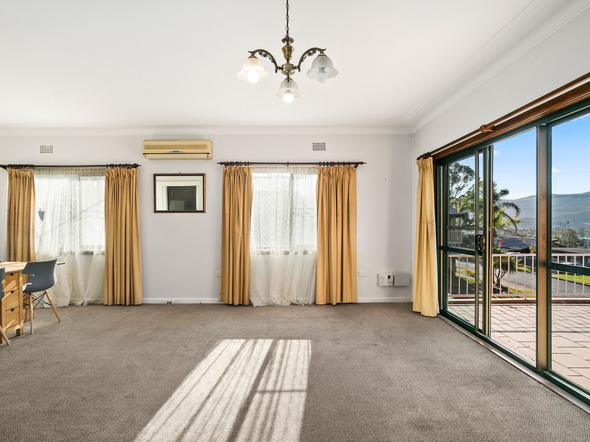 33 Tait Avenue, Kanahooka