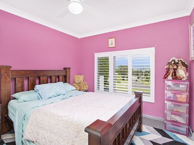 46  Lake Entrance Road, Oak Flats