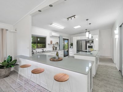 11 Pomona Avenue, Mooroobool