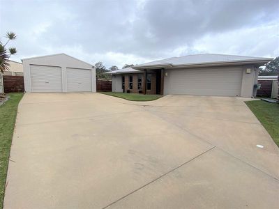 8 Dingle Close, Kingaroy