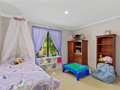 43 The Parkway Place, Mapleton