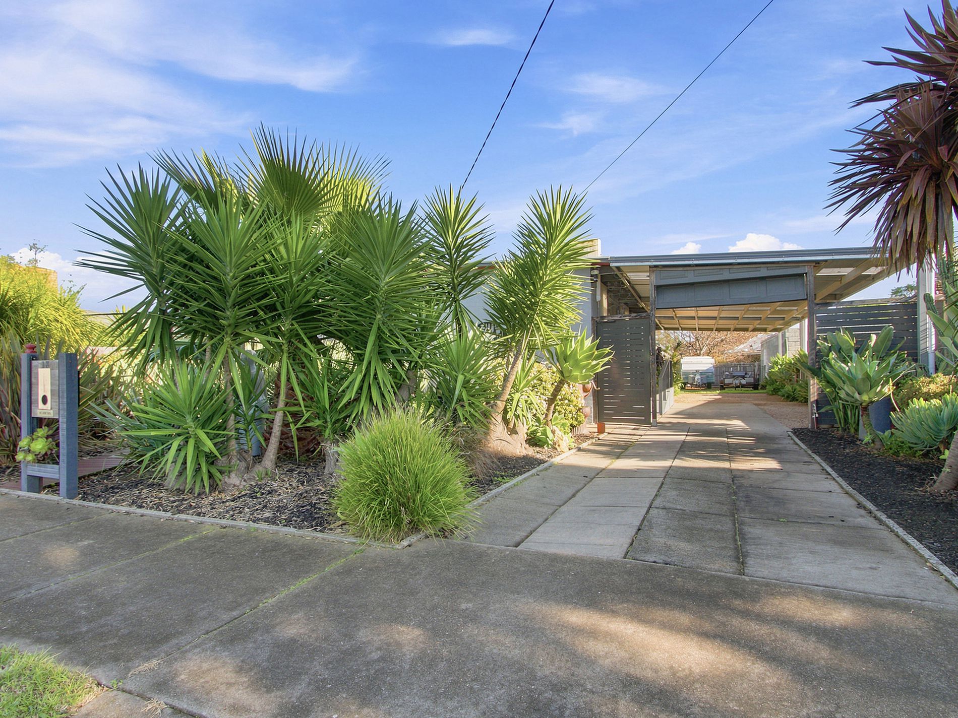 13 Weir Street, Sale