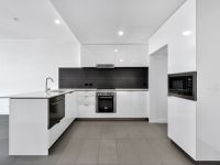 2107 / 10 Trinity Street, Fortitude Valley
