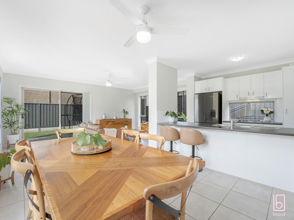 8 Darcey Street, Woongarrah