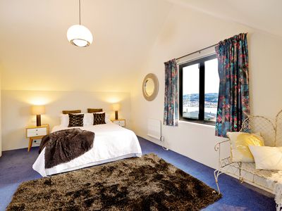 110 Larnach Road, Vauxhall