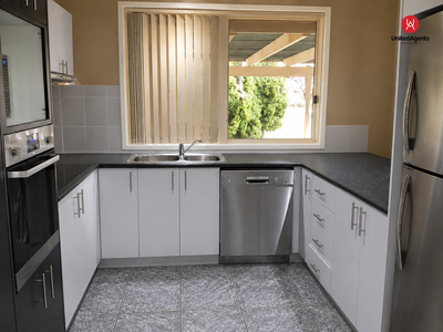 7 Bowden Close, Green Valley