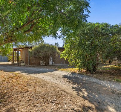 42 Station Street, Murchison