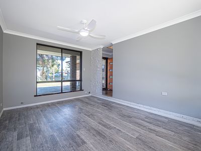 4 Fir Court, Camillo