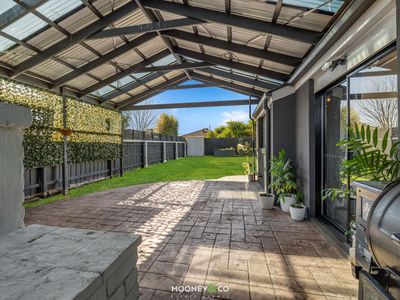 47 Hamilton Drive, Cranbourne North