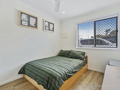 101 Clayton Road, Lammermoor