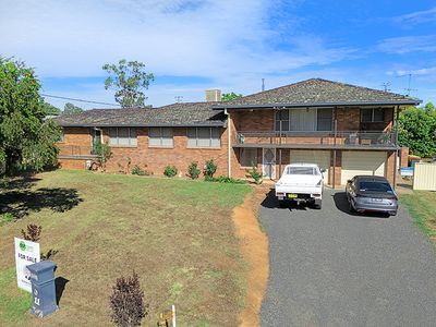 11 Mcdonald Crescent, Tamworth