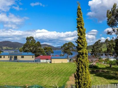 8 Dwyers Road, Port Huon