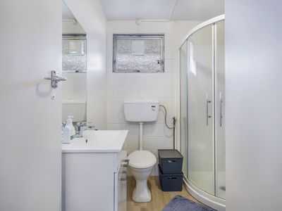 7 / 33  Old Mill Street, Frankton