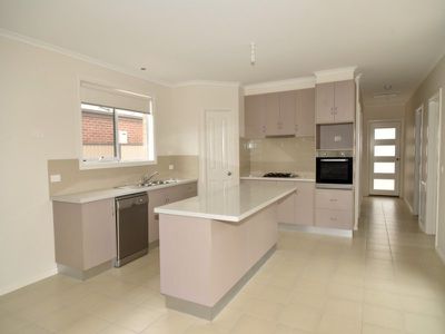 16C Forest Road North, Lara