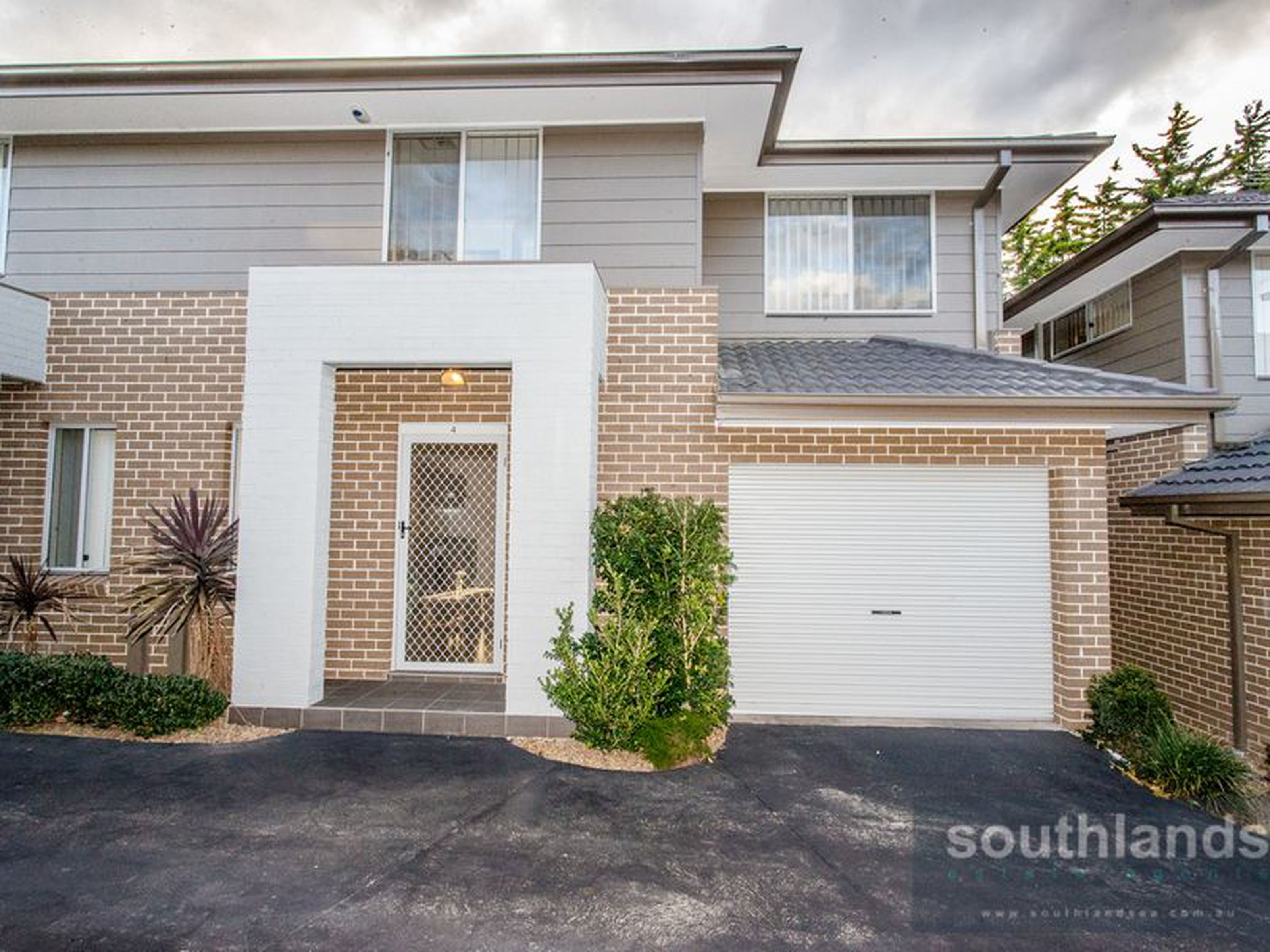 4 / 90-92 Cox Avenue, PENRITH