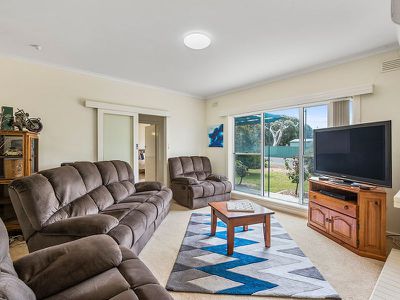 4 Battye Street, Millicent