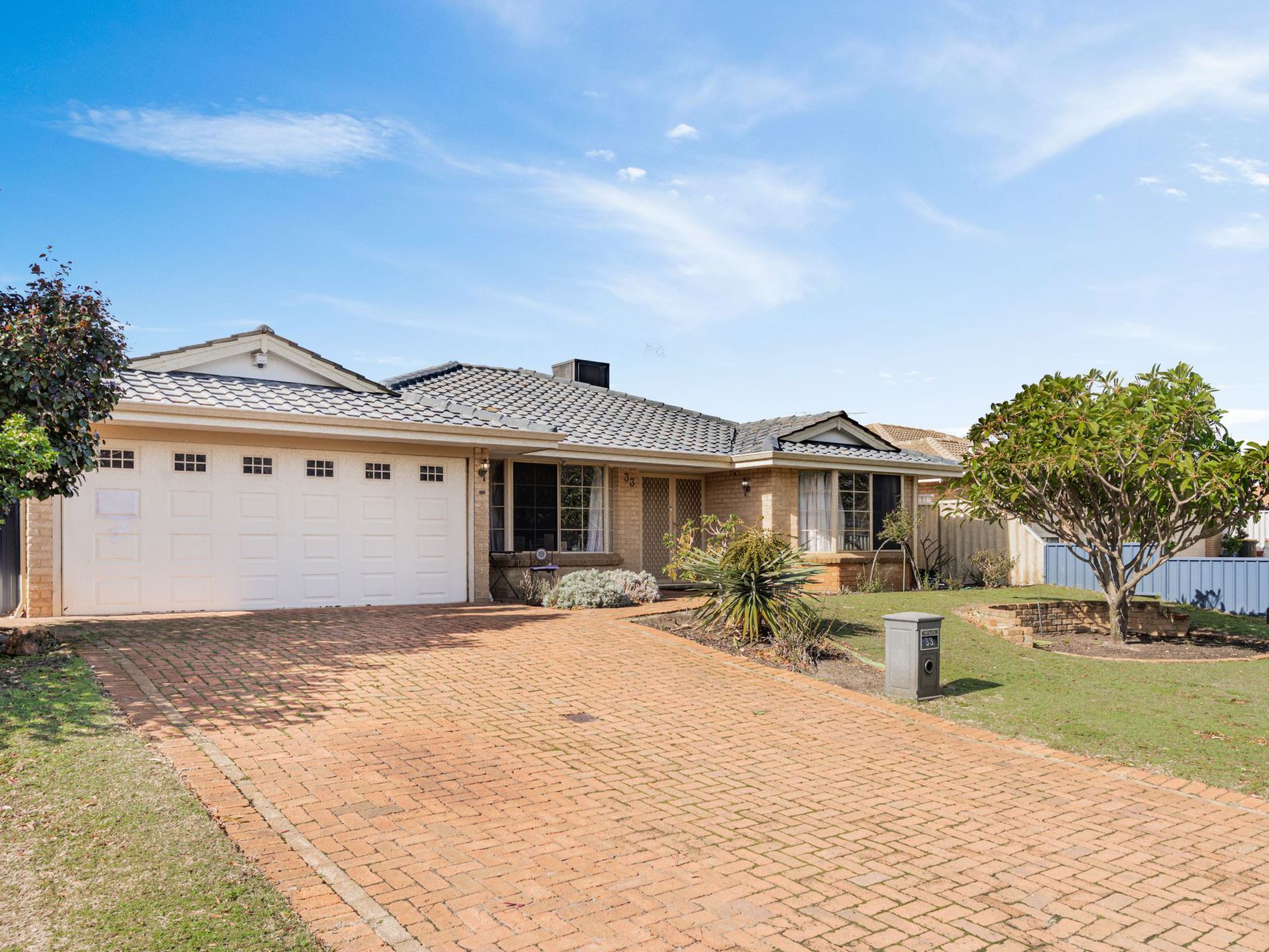33 Roseheath Boulevard, Kiara