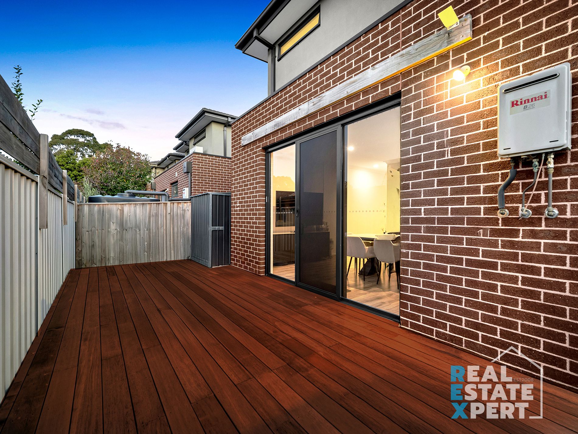 2 / 69 Somerville Road, Hampton Park
