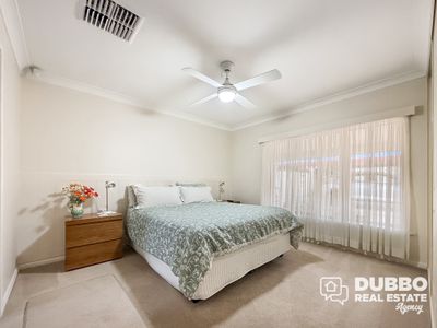 14 Hazelwood Drive, Dubbo