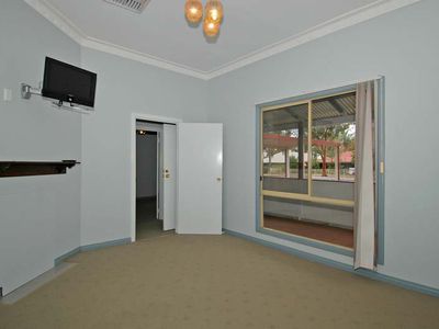 15 Campbell Street, Lamington