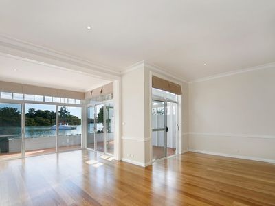 28F Hilly Street, Mortlake