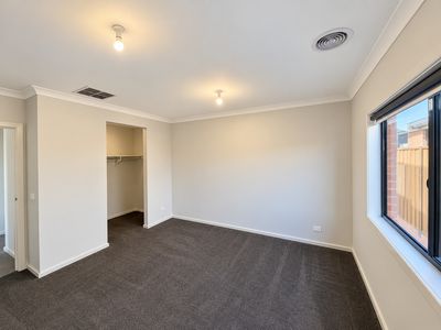 19 Verdelho Road, Shepparton