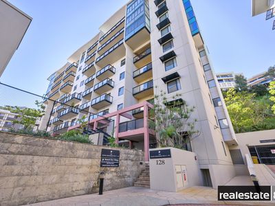2 / 128 Mounts Bay Road, Perth