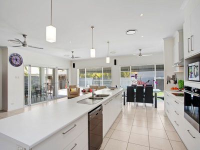 4 Hovea Place, Tewantin