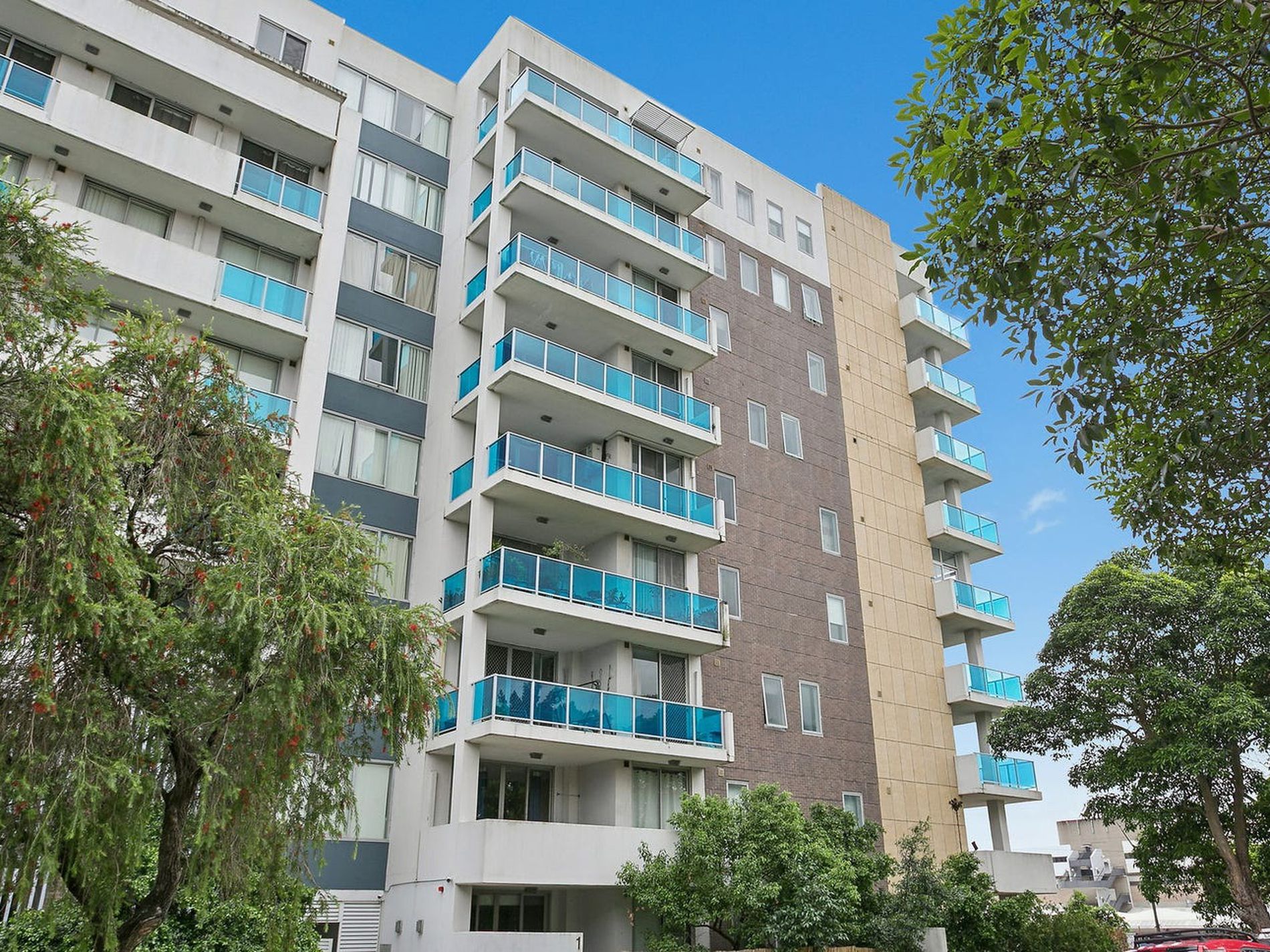502 / 3-5 Weston Street, Rosehill