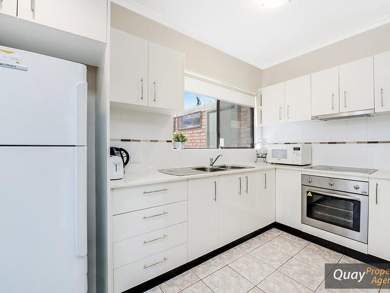 9 / 18 Chiswick Rd, Greenacre