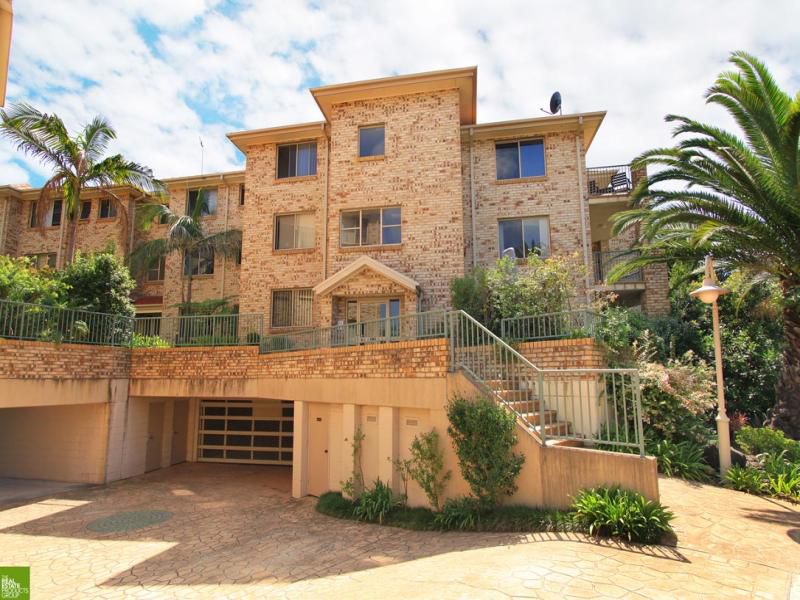 2 / 4 Gipps Road, North Wollongong