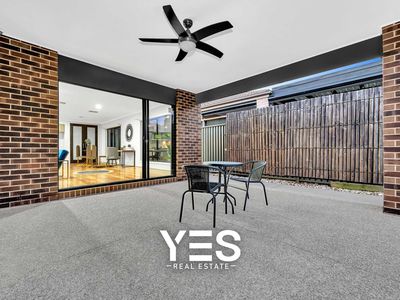 7 Mossbank Road, Cranbourne East