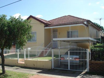 27 Hampden ROAD, Lakemba