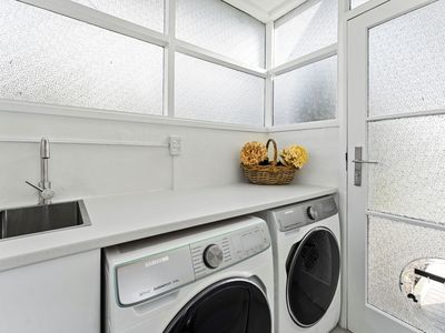 2/2 Seaview Road, Milford