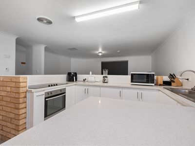 4 Bracklemann Drive, Boulder