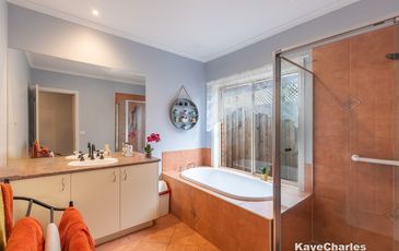 19 Lakeview Terrace, Beaconsfield