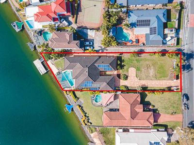 156 MONTEREY KEYS DRIVE, Helensvale