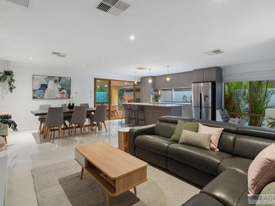 38 Hollins Bend, Madeley