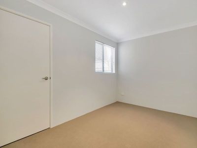 16 Shy Lane, Alkimos