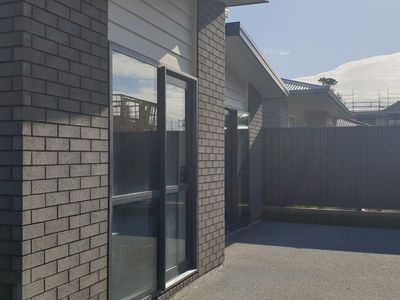 27 Kakī Drive, Kenepuru