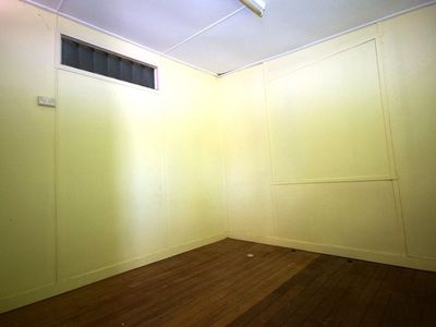 6 St Ann Street, Isisford