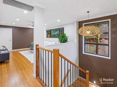 24 Curfew Street, Upper Mount Gravatt