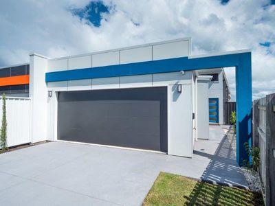 2 / 28 Earl St Vincent Circuit, Eli Waters