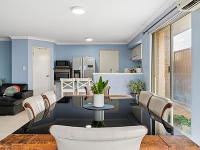 56 Cheltenham Loop, Bertram