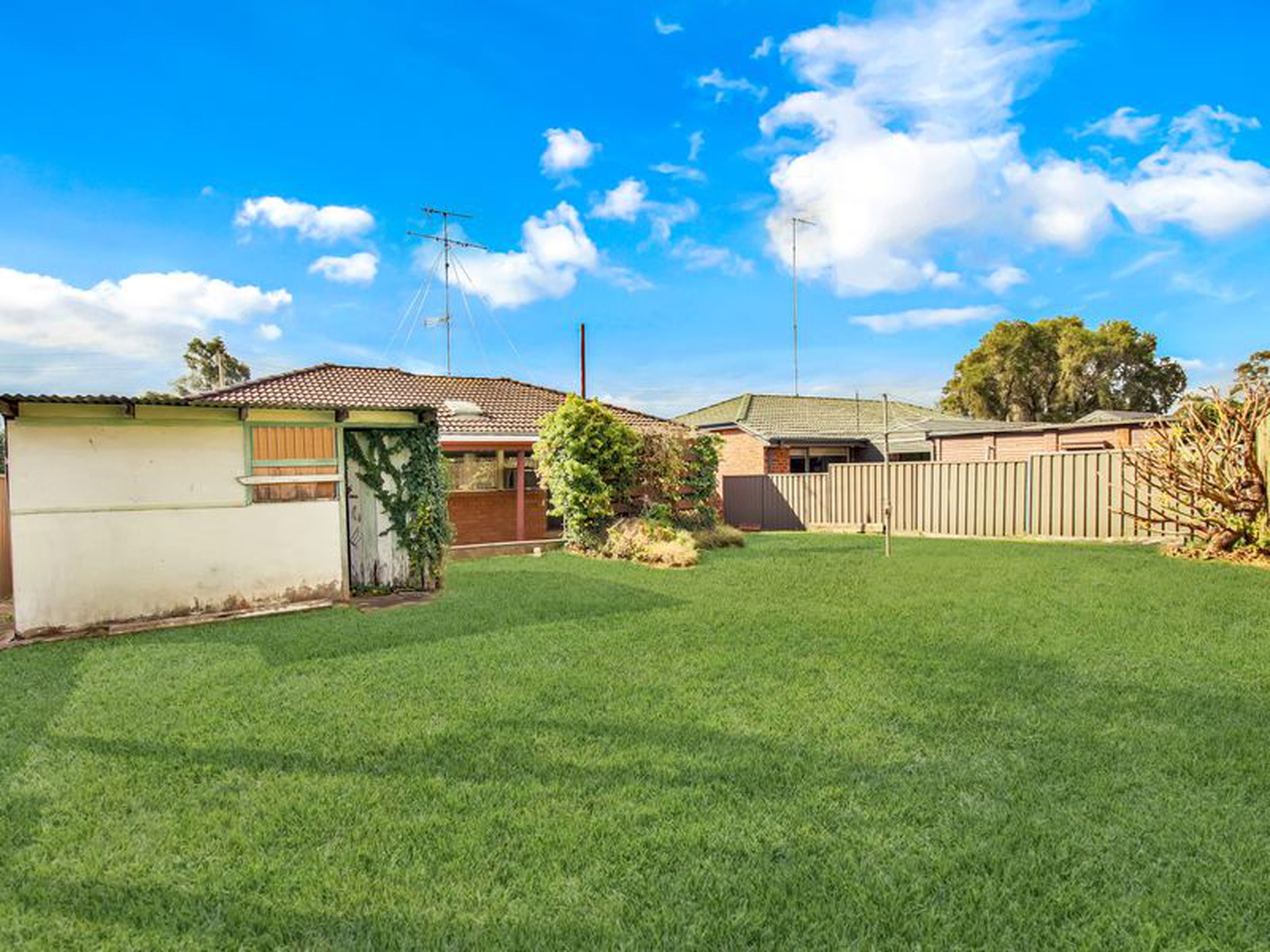 10 Greenhills Avenue, SOUTH PENRITH