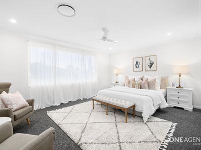 25 Charleston Place, Heathwood