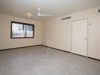 2 Eltona Close, South Hedland