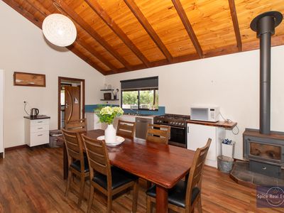 132 Plozza Road, Parryville