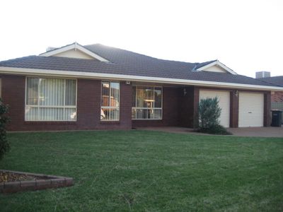 19 York Street, Dubbo