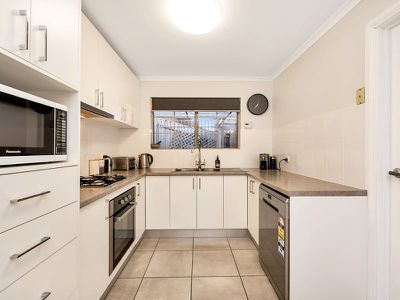 10 / 29 Fryer Street, Hallett Cove